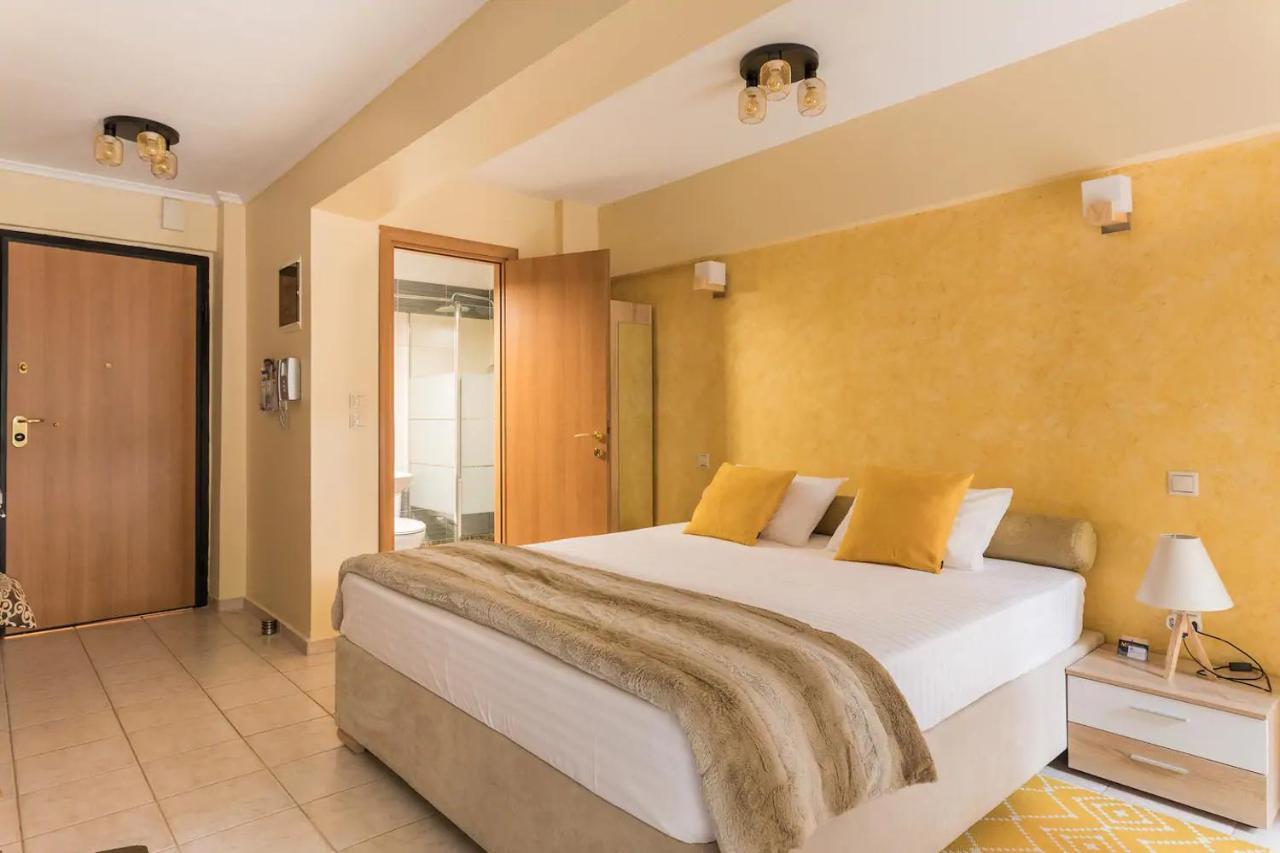Manina Seaside Apartment Szaloniki Kültér fotó