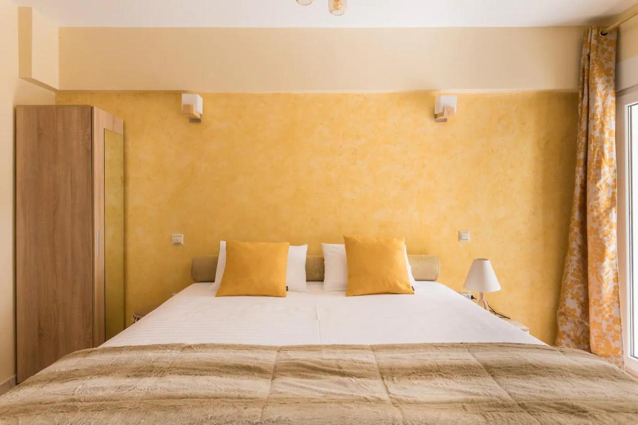 Manina Seaside Apartment Szaloniki Kültér fotó